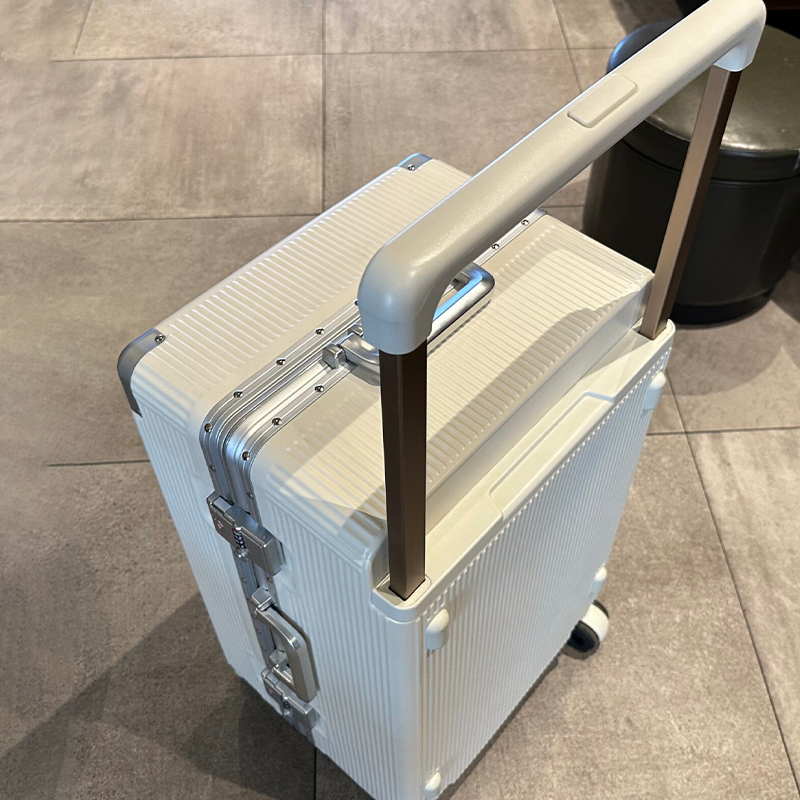 Yeni 28 inç Geniş Saplı Büyük  - Spinner Wheel Rolling Suitcase 20 Inch incelemesi ve fiyatı